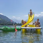 Pop-up Living Zell Am Hotel
