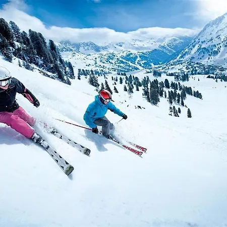 Готель Pop-up Living Zell Am