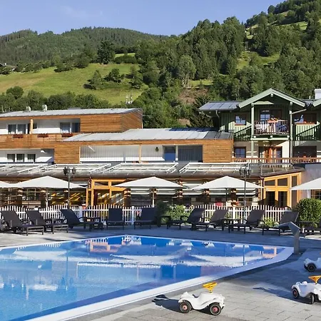 Pop-up Living Zell Am 4* زيل أم سي