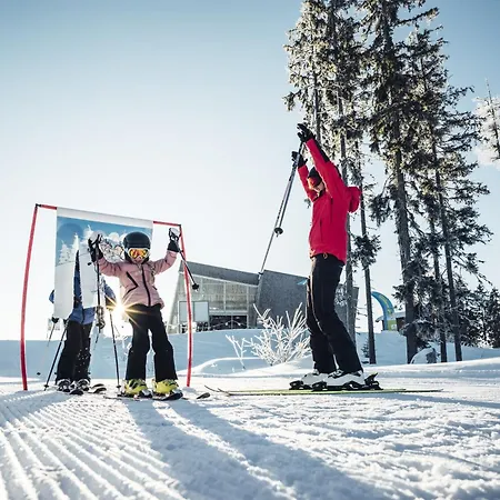 فندق Pop-up Living Zell Am