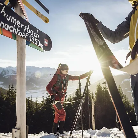 ホテル Pop-up Living Zell Am 4*