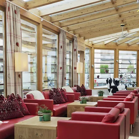 Pop-up Living Zell Am Szálloda 4*