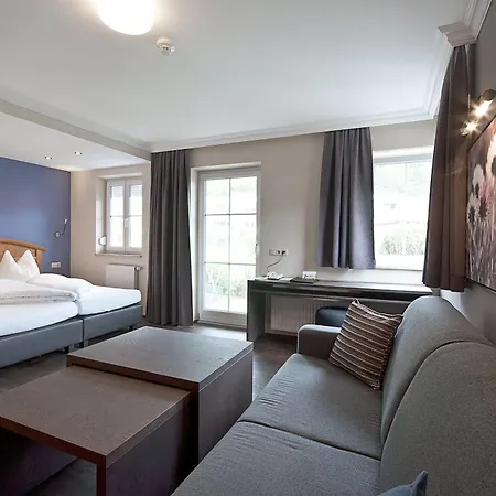 Pop-up Living Zell Am 4*